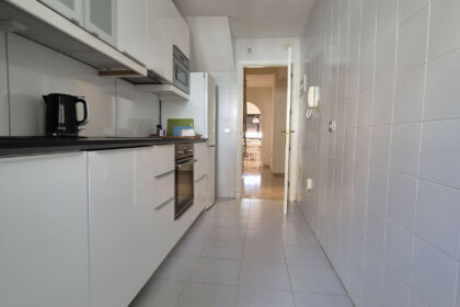 a8c05fa5bf11040d702e3a379500a35b - 6