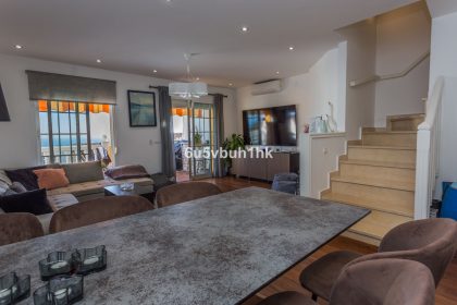 a8ec8ed27d724dde28239c94918a5cf3 - 43