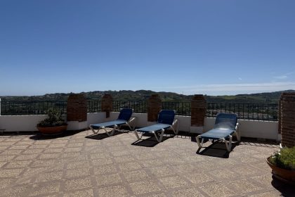 a91e1eee0ca4f81b558c2889bd32f686 - 16