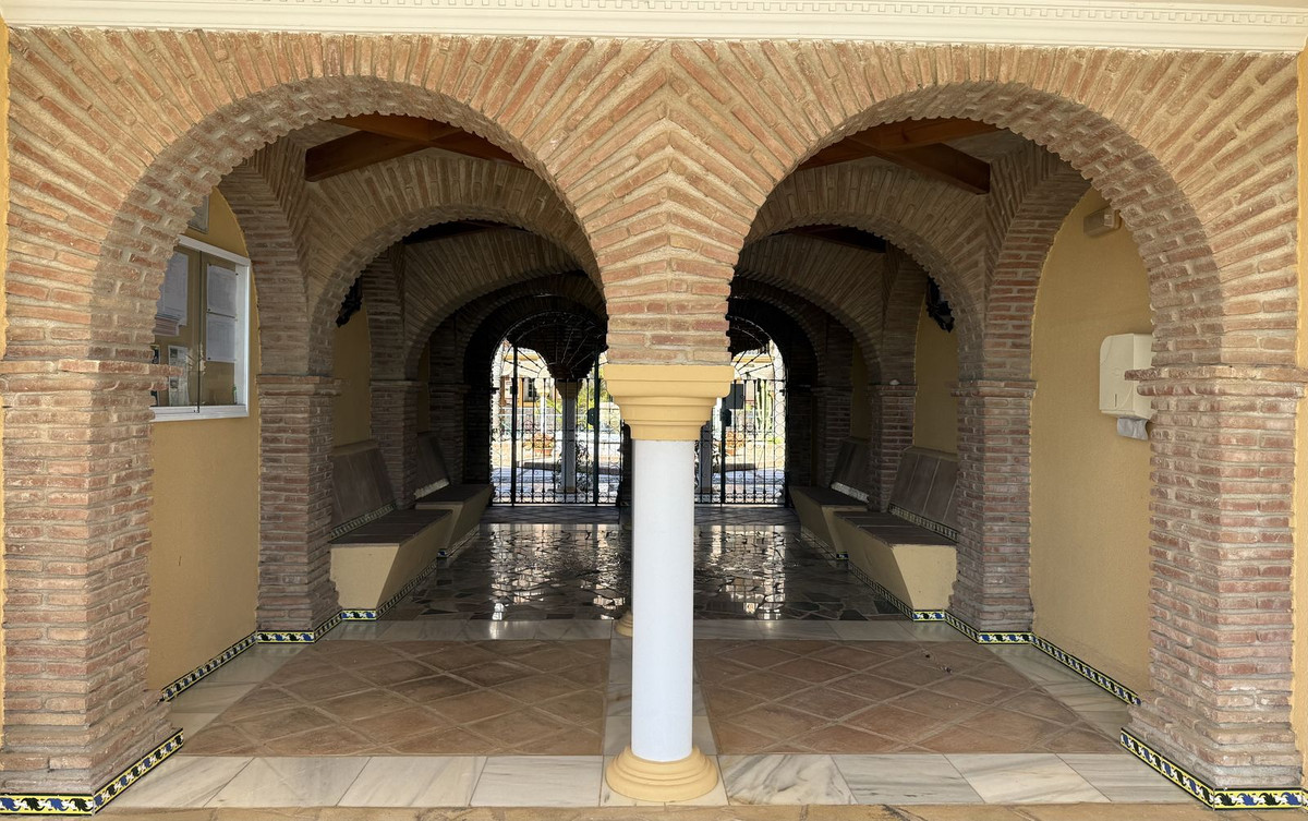 a91e1eee0ca4f81b558c2889bd32f686 - 19