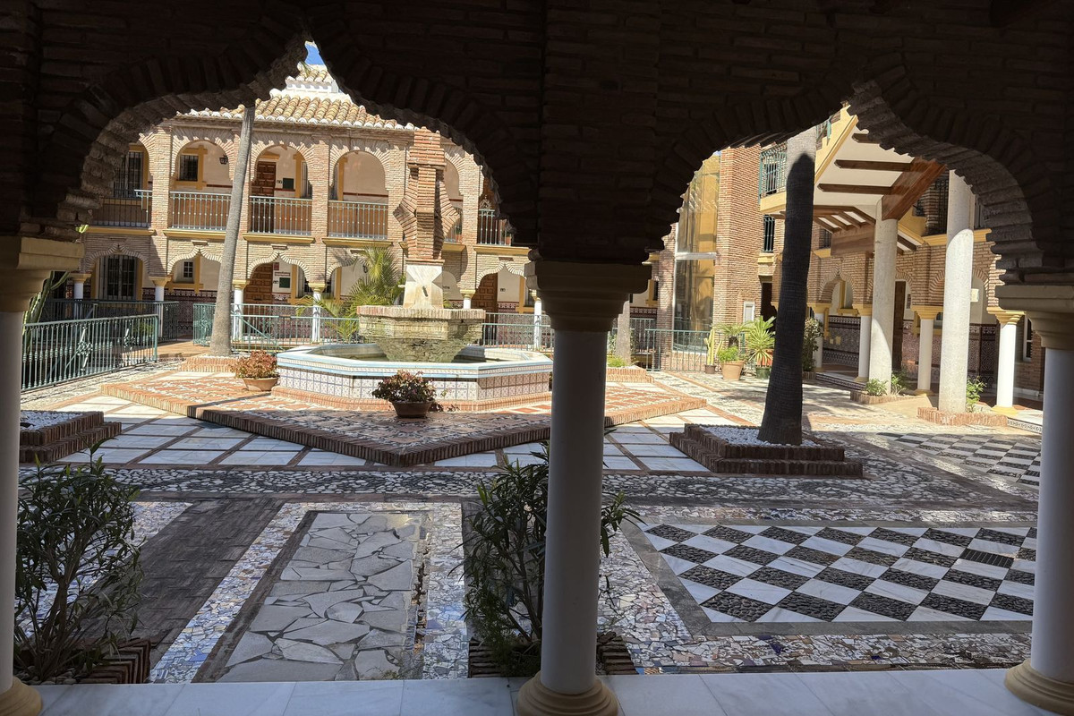 a91e1eee0ca4f81b558c2889bd32f686 - 20