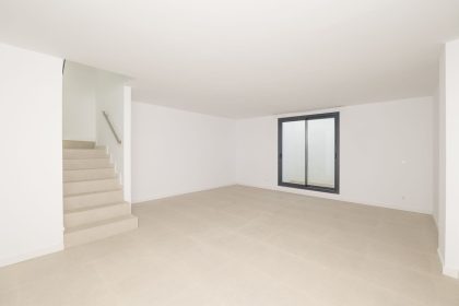 a9b083ba0864d223c8d5d94fdb4198bf - 11