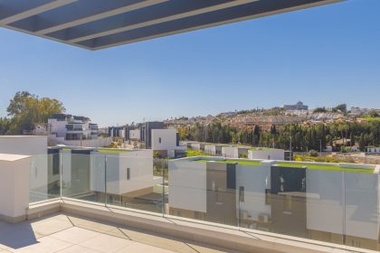 a9b083ba0864d223c8d5d94fdb4198bf - 15