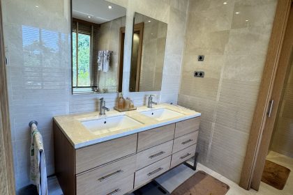 a9d111ebec21c34c0d034552d8e62e63 - 9