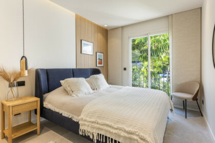 a9f7d13b898cceda4baca6e5d4c8b8bc - 19