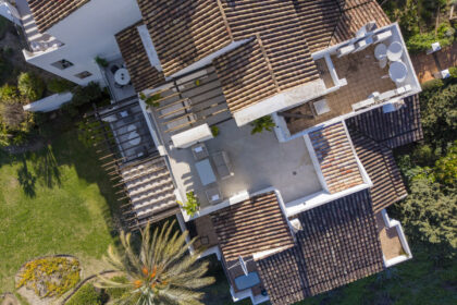 a9f7d13b898cceda4baca6e5d4c8b8bc - 34