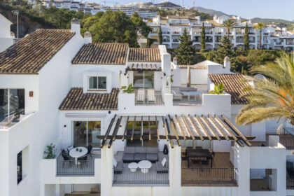 a9f7d13b898cceda4baca6e5d4c8b8bc - 4