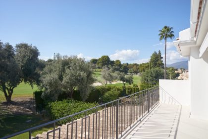 aa484f97d487f9915406689e8abe96ac - 20