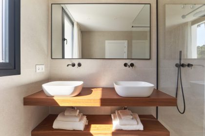 aa484f97d487f9915406689e8abe96ac - 24