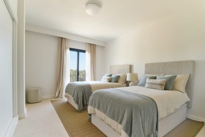 aa484f97d487f9915406689e8abe96ac - 41