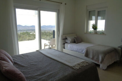 ab02e07b25b7c23038dc2f93016ca234 - 141