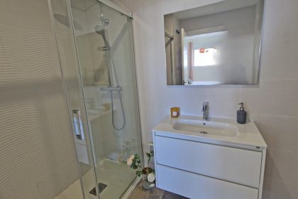 ab353da6e9f81647cbcb8a4205348824 - 13