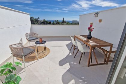 ab353da6e9f81647cbcb8a4205348824 - 15