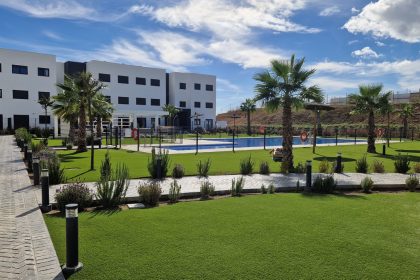 ab353da6e9f81647cbcb8a4205348824 - 18