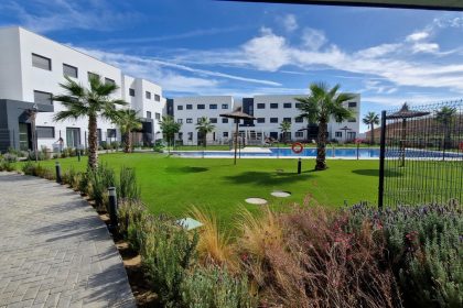 ab353da6e9f81647cbcb8a4205348824 - 20