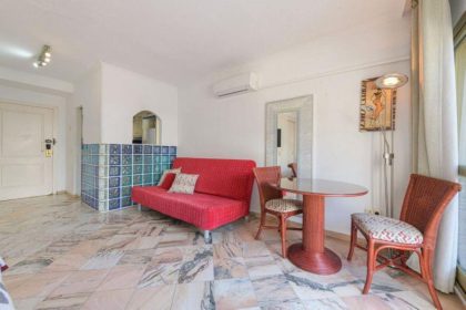 ab4b0b53a945d11ed4037a9910c2da65 - 10