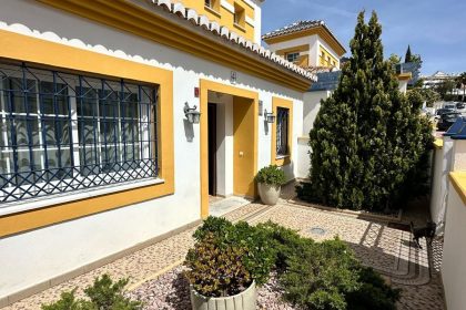 ab7843097a9429558a562a383d04bb12 - 1