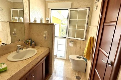 ab7843097a9429558a562a383d04bb12 - 42