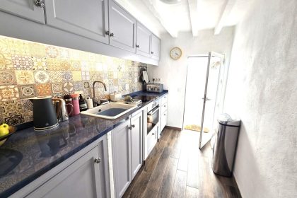 ab8d471d20f3e8957151201c9856d5d5 - 1