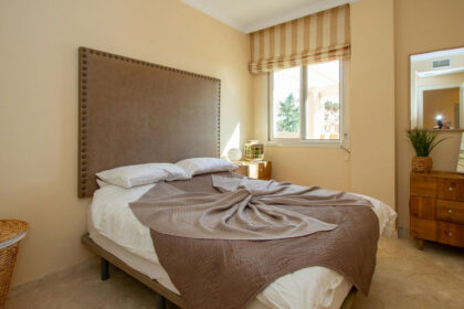 ac35c230455445469ee63e5d684dc95f - 11