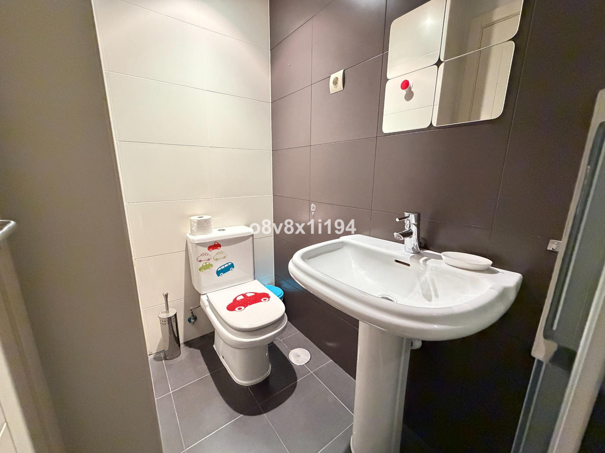 ac4b20bde2770cc7e5fd595e5256170c - 13