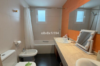 ac4b20bde2770cc7e5fd595e5256170c - 18