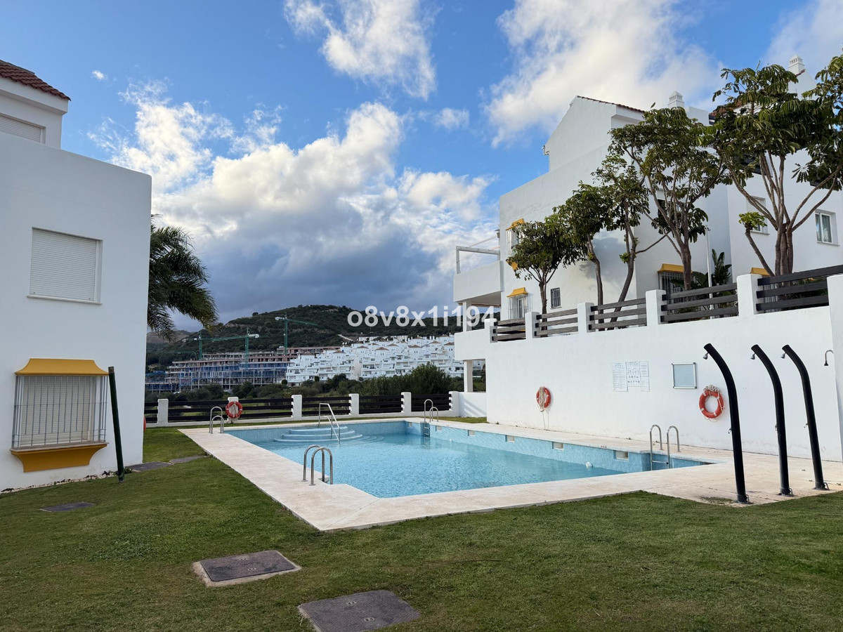 ac4b20bde2770cc7e5fd595e5256170c - 24