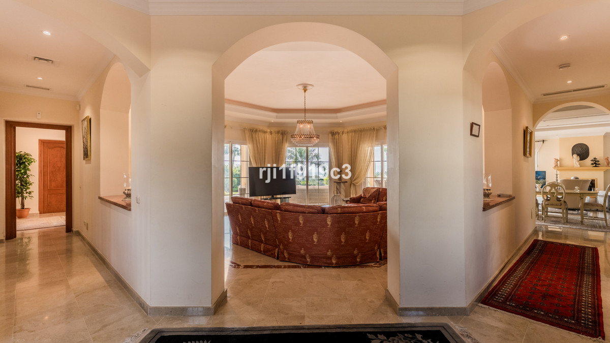 acccc151020e7c764eeb6e09dcacfb79 - 13