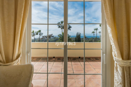 acccc151020e7c764eeb6e09dcacfb79 - 45