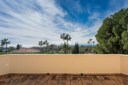 acccc151020e7c764eeb6e09dcacfb79 - 51