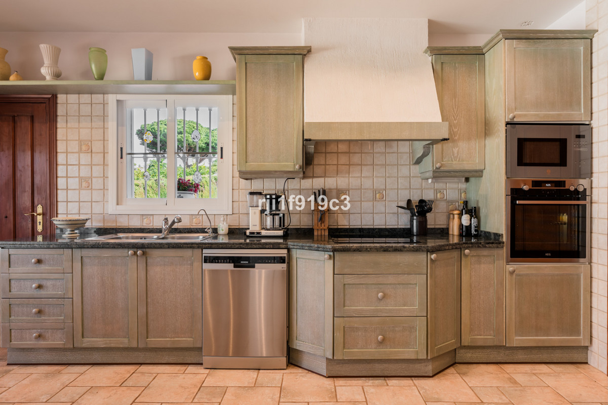 acccc151020e7c764eeb6e09dcacfb79 - 7