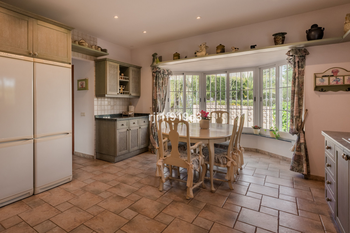 acccc151020e7c764eeb6e09dcacfb79 - 8