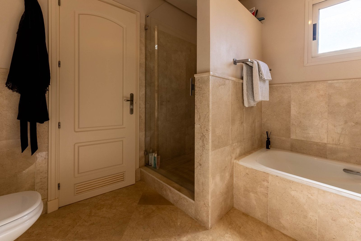 acda2bae1cbf68287511f72366d4d8fc - 25