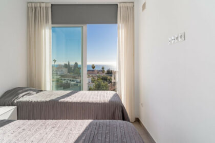 ad044a7632d0e75ac24fdcd805aa4903 - 10