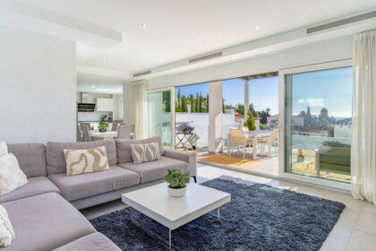 ad044a7632d0e75ac24fdcd805aa4903 - 27