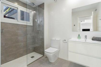 ad044a7632d0e75ac24fdcd805aa4903 - 7