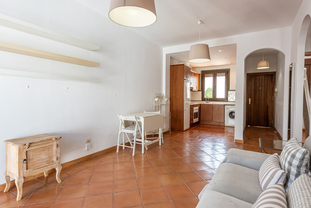 ad2622285266aaa1456acec1d7f5243b - 15