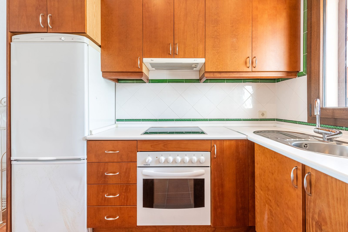 ad2622285266aaa1456acec1d7f5243b - 18