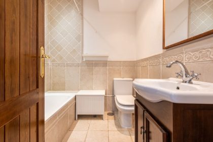 ad2622285266aaa1456acec1d7f5243b - 4