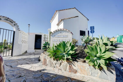 ad66ca5fd8719e83056c6629549cb576 - 20