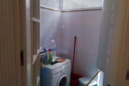 ad814058bd277ff2f34848c31c122eba - 12