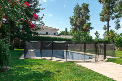 ada3c074ef1245528a1ab69bd8d90505 - 10