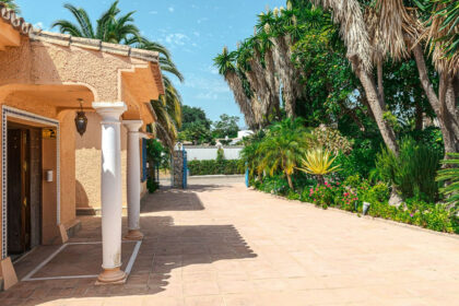 ada3c074ef1245528a1ab69bd8d90505 - 6