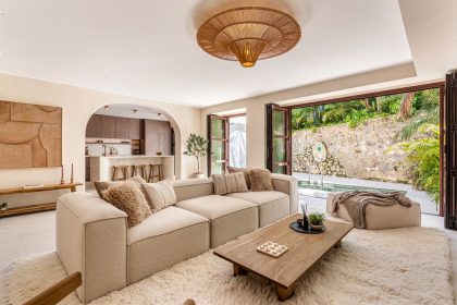 ade1cd28ddd08ad0ea52a8979a85e9e1 - 1