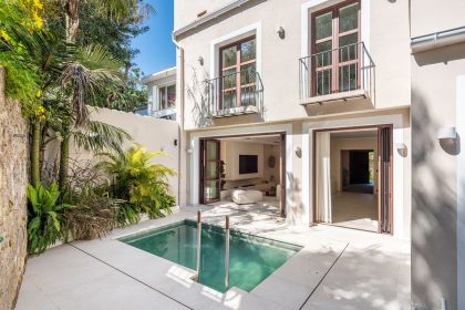 ade1cd28ddd08ad0ea52a8979a85e9e1 - 12