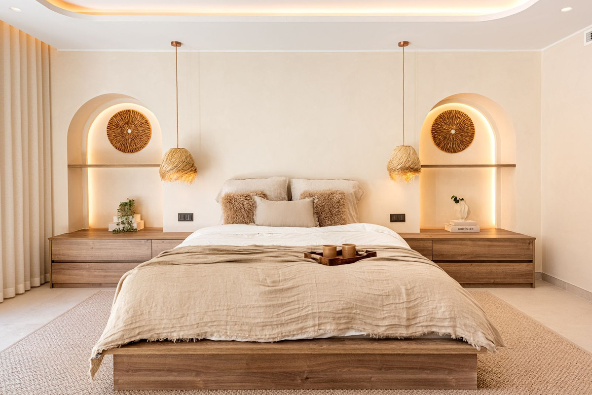 ade1cd28ddd08ad0ea52a8979a85e9e1 - 14