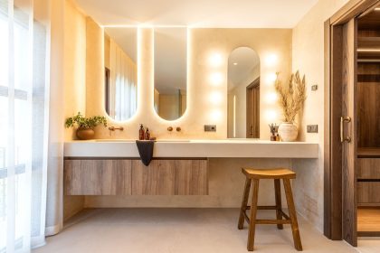 ade1cd28ddd08ad0ea52a8979a85e9e1 - 20