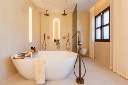 ade1cd28ddd08ad0ea52a8979a85e9e1 - 22