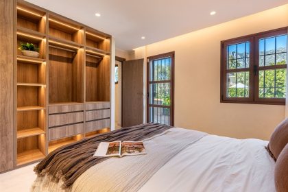 ade1cd28ddd08ad0ea52a8979a85e9e1 - 25