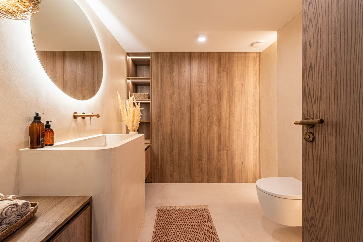 ade1cd28ddd08ad0ea52a8979a85e9e1 - 34